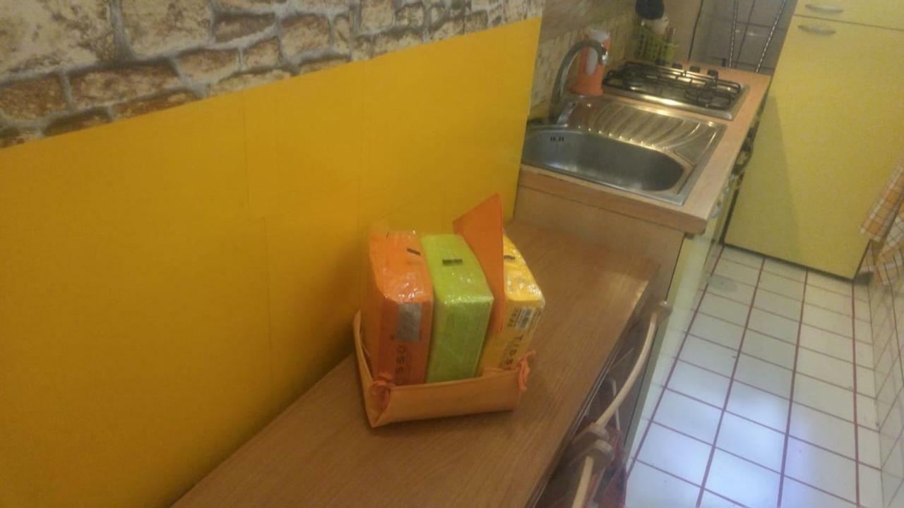 Napolix Centro, Intero Appartamentino, Casa Vacanze, Suite Tricamere Nel Cuore Di Napoli Экстерьер фото
